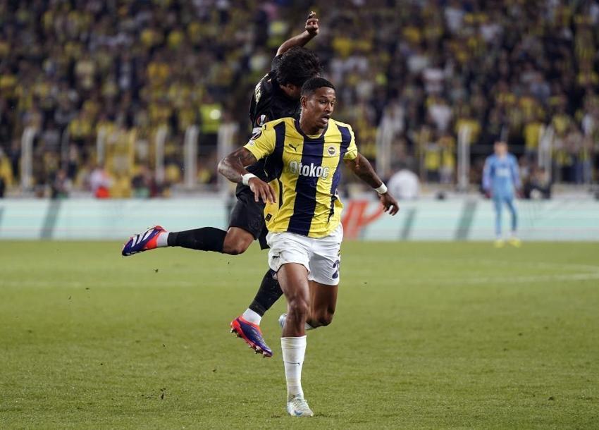 Allah, Fenerbahçe taraftarına sabır versin deyip bombaladı: Mourinho, İrfan Can Kahveci'yi sevmiyor