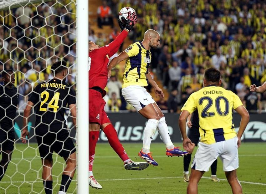 Allah, Fenerbahçe taraftarına sabır versin deyip bombaladı: Mourinho, İrfan Can Kahveci'yi sevmiyor