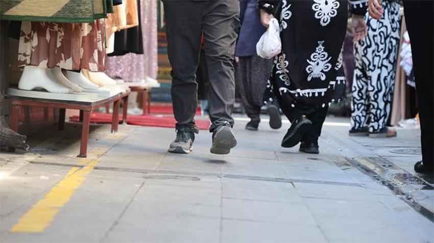 Türkiye'nin en kısa sokağı! 15 adımda bitiyor