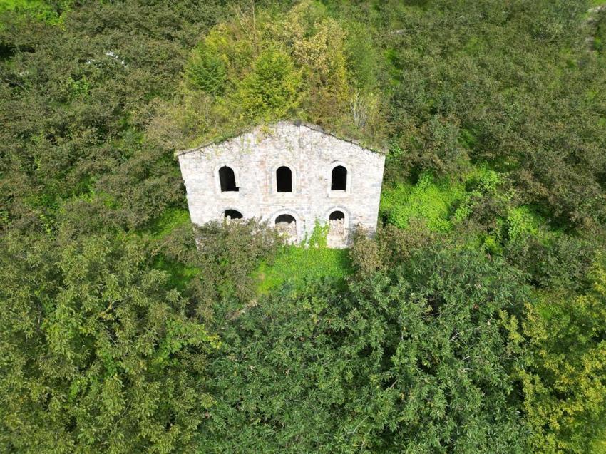 Trabzon'daki kiliselere defineci istilası: Kiliseden camiye çevrilmiş ibadethanede kazı yapmışlar, Evlerin altını bile kazmışlar