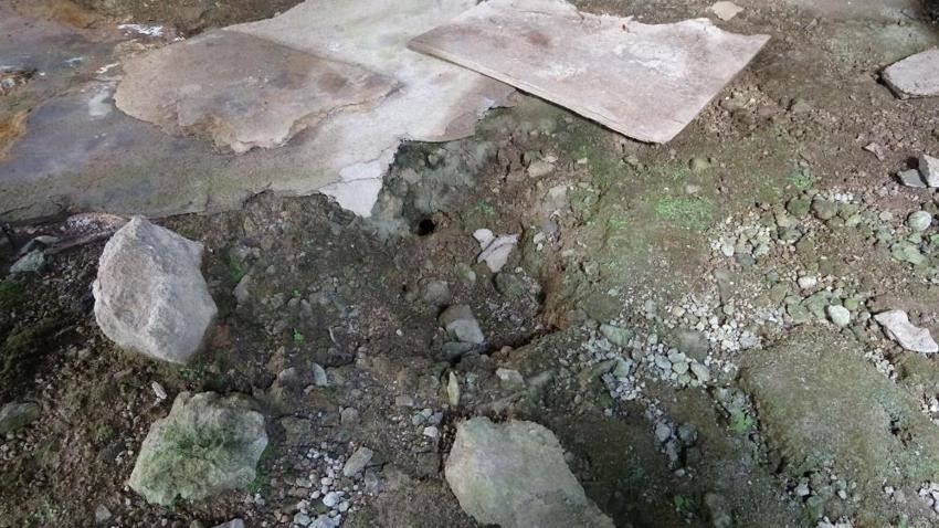 Trabzon'daki kiliselere defineci istilası: Kiliseden camiye çevrilmiş ibadethanede kazı yapmışlar, Evlerin altını bile kazmışlar
