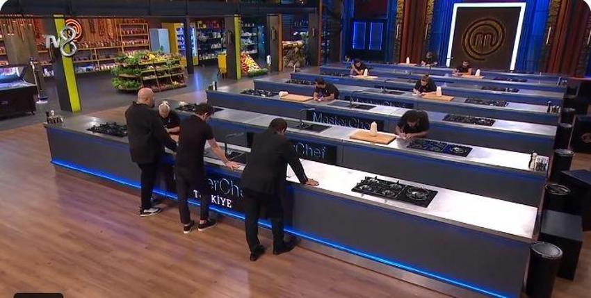Masterchef'ten elenen isim belli oldu! Mehmet Şef kızdı: Bu cesareti nereden alıyorsunuz?