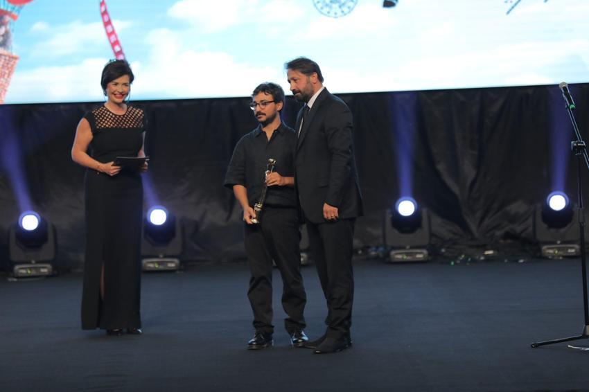 Altın Koza'da ödüller sahiplerini buldu: Törene damga vurdu: Sinema umuttur