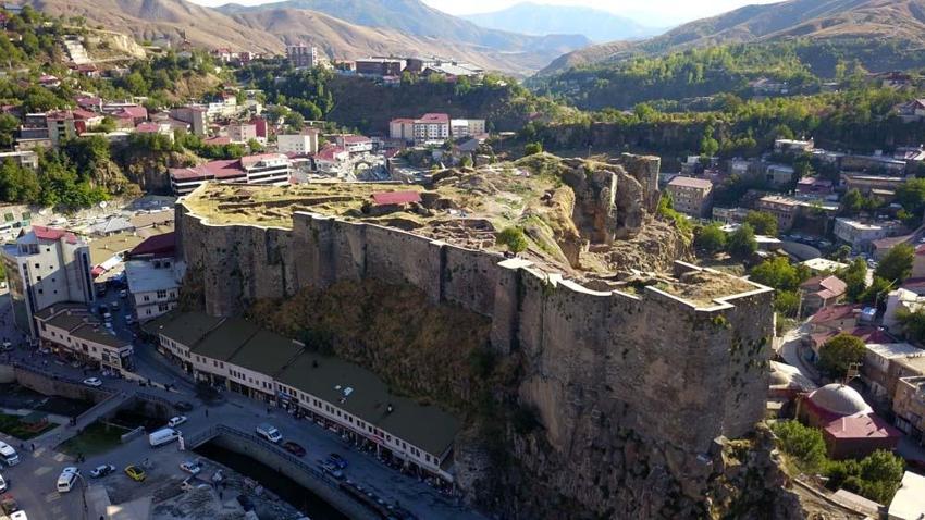 Bitlis Kalesi'nde tarihe ışık tutacak keşif! 5 yıl sürecek! Tamm 500 yıllık
