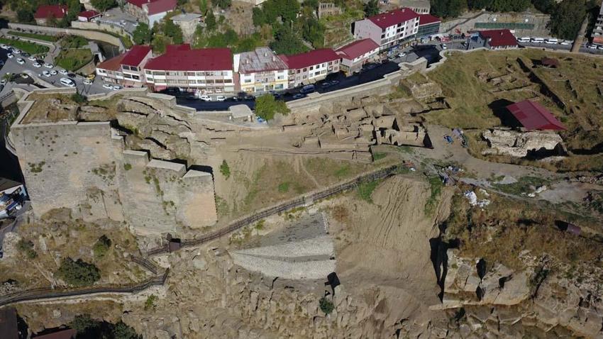 Bitlis Kalesi'nde tarihe ışık tutacak keşif! 5 yıl sürecek! Tamm 500 yıllık
