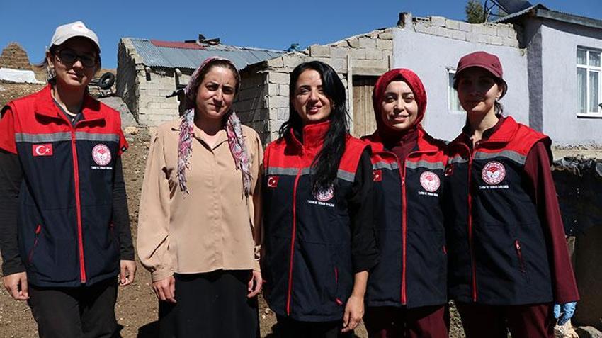 Erzurum kırsalında hayvanların sağlığı kadın veterinerlere emanet: Havaların soğuduğu bugünlerde dağlık bölgelerde görevdeler