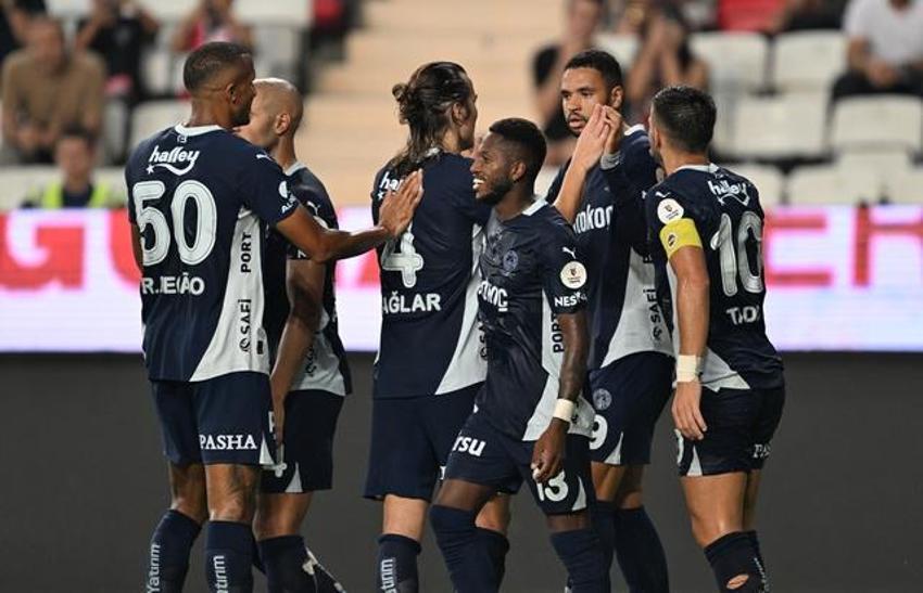 Sosyal medyada Galatasaray ve Fenerbahçe derbisi! Avrupa'da ilk 10'dalar