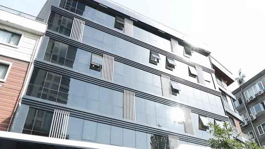Güzellik merkezi açmak isteyen kadına emlak dolandırıcılığı şoku: 'Mal sahibini tanıyorum' dedi, 108 bin lirayı alıp kayboldu