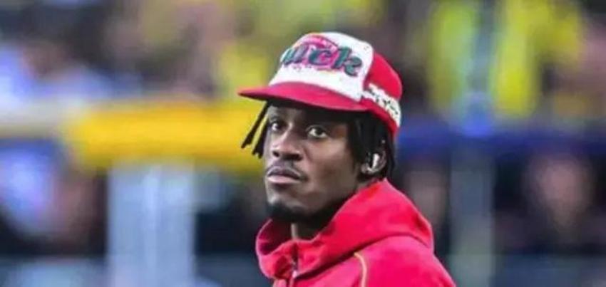 İşte Michy Batshuayi'yi PFDK'lık eden şapka! Şapkada ne yazıyor?