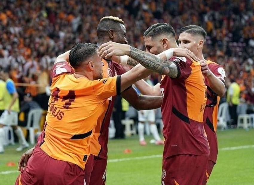 Okan Buruk'un RFS maçı 11'ini tahtaya yazdı