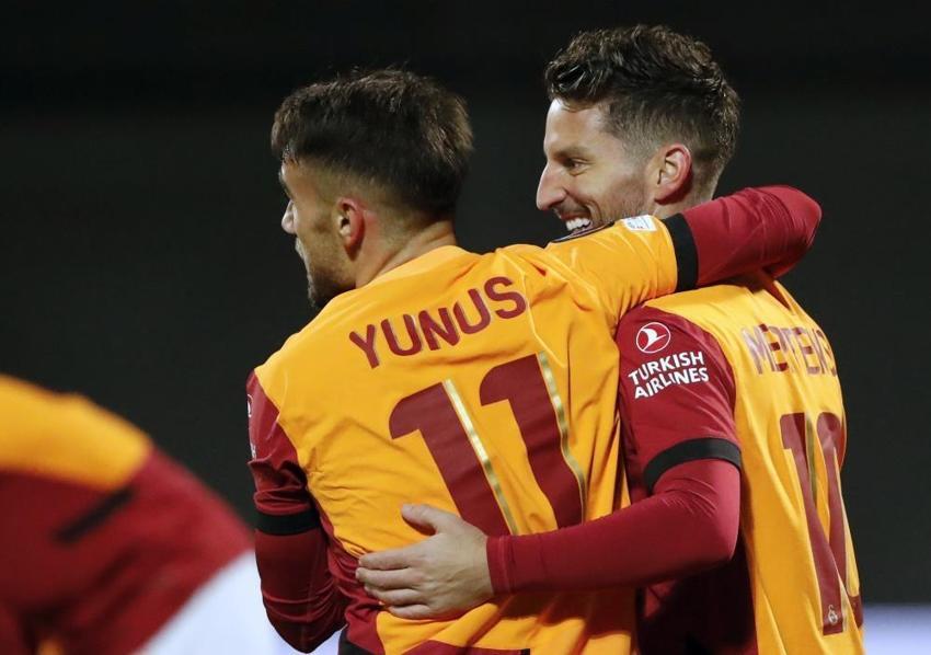 Galatasaray'ın yıldızını yerin dibine soktu: Halı sahada pas yapmaya gelmiş