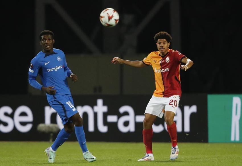 Galatasaray'ın yıldızını yerin dibine soktu: Halı sahada pas yapmaya gelmiş