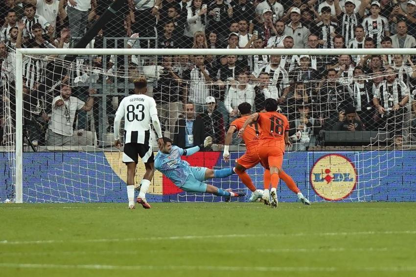Beşiktaş 3-1 yenildi, Van Bronckhorst'a sert uyarı: Olup biteni tiyatro gibi izledi