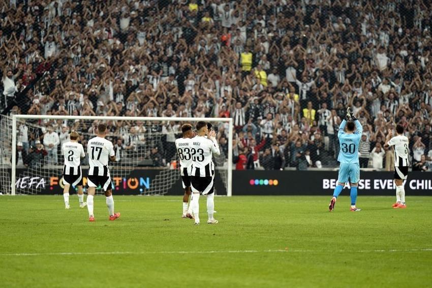 Beşiktaş 3-1 yenildi, Van Bronckhorst'a sert uyarı: Olup biteni tiyatro gibi izledi