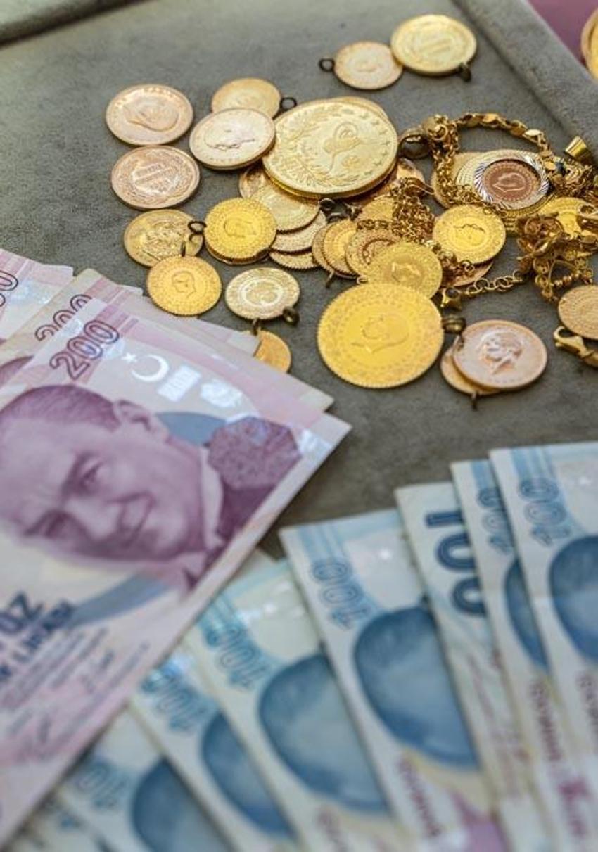 Altın fiyatlarını kritik veri etkiledi! İslam Memiş açıkladı: Altın almalı mı satmalı mı?
