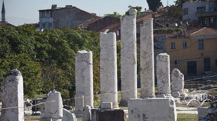Smyrna Antik Kenti'nde Roma Dönemi'ne ait mutfak eşyaları bulundu