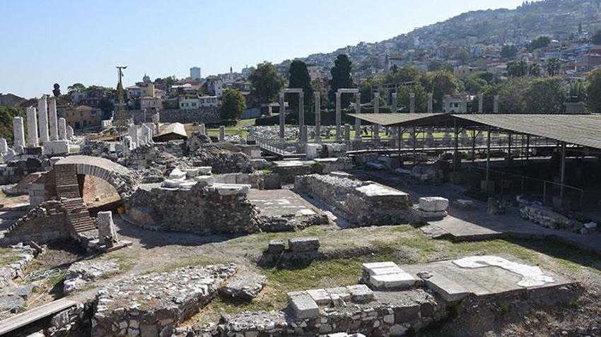 Smyrna Antik Kenti'nde Roma Dönemi'ne ait mutfak eşyaları bulundu