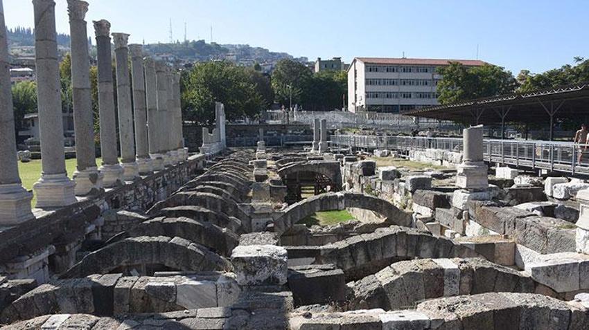 Smyrna Antik Kenti'nde Roma Dönemi'ne ait mutfak eşyaları bulundu