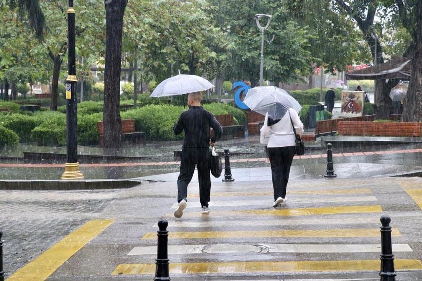 Son hava durumu raporu Meteoroloji tarafından açıklandı! Hafta sonu havalar nasıl olacak?