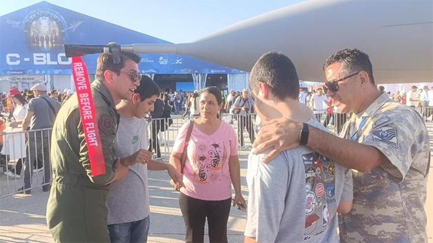 TEKNOFEST Adana'da duygulandıran anlar! Hayalleri gerçek oldu 