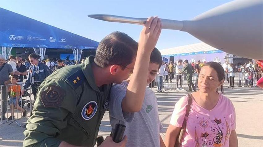 TEKNOFEST Adana'da duygulandıran anlar! Hayalleri gerçek oldu 