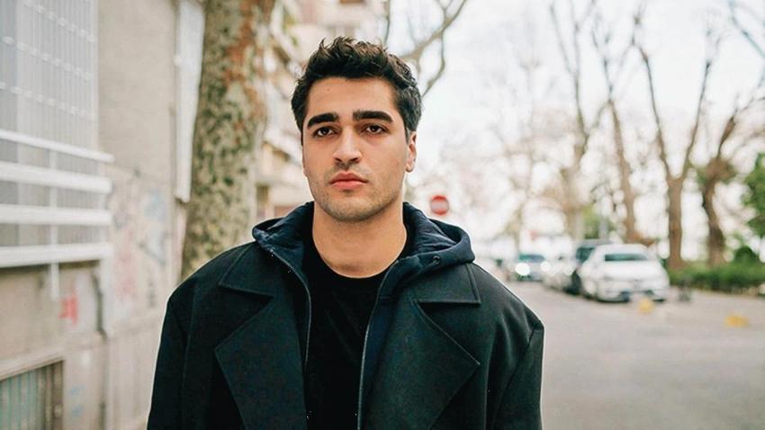 Kıvanç Tatlıtuğ, Serenay Sarıkaya, Zeynep Bastık adeta para basıyor!