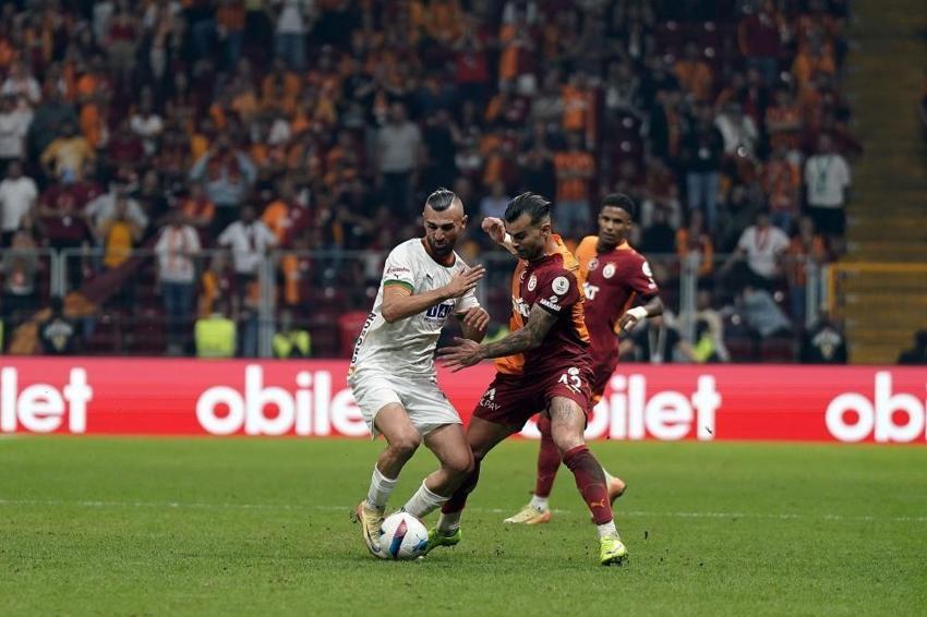 Galatasaray - Alanyaspor maçı sonrası itiraf etti: Mertens'e kırmızı kart, net penaltıyı vermedi