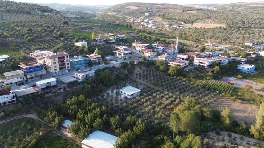 Hatay'da evler kırmızıya büründü! Demeti 500 liradan alıcı buluyor, C vitamini depolarını dolduruyor