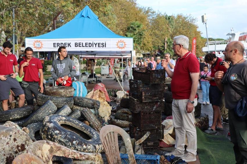 Balıkesir'de temizlenen denizden çıkanlar yok artık dedirtti