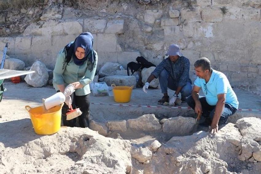 Hasankeyf'te 1600 yıllık askeri yapının kalıntılarına ulaşıldı