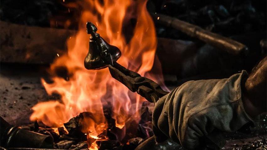 120 derece sıcaklıkta 60 yıldır çalışıyor! 'Sadece 4 usta kaldık'