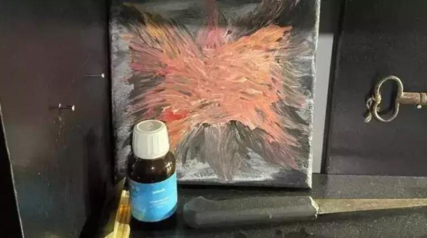 Semih Çelik'in intihar ettiği surdaki diğer kişi ve yazının sırrı ortaya çıktı