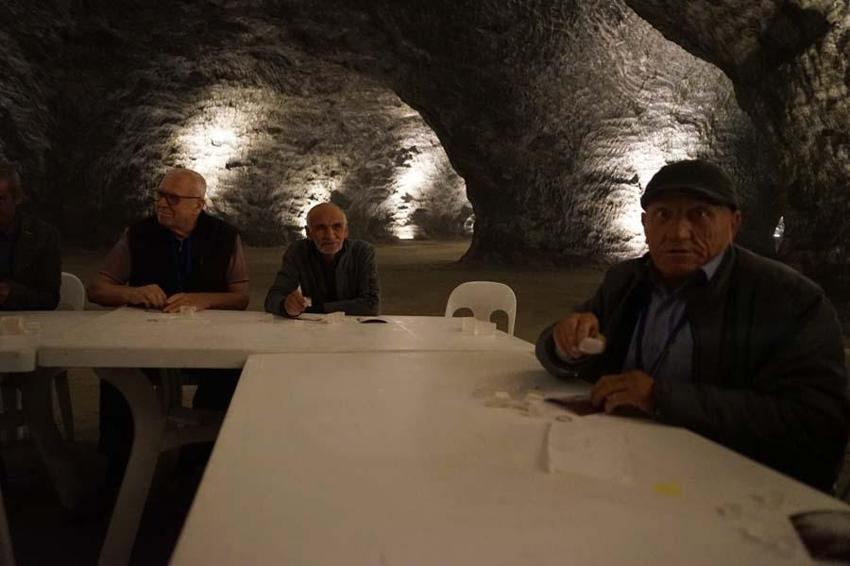 Türkiye'nin dört bir yanından Çankırı'ya geliyorlar! 15 gün yerin 150 metre altında kalıyorlar