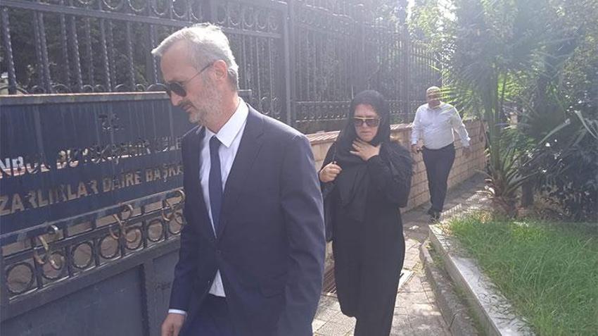 Cem Garipoğlu'nun cenazesi yeniden defnedildi! Anne Tülay Garipoğlu mezar başında dua etti