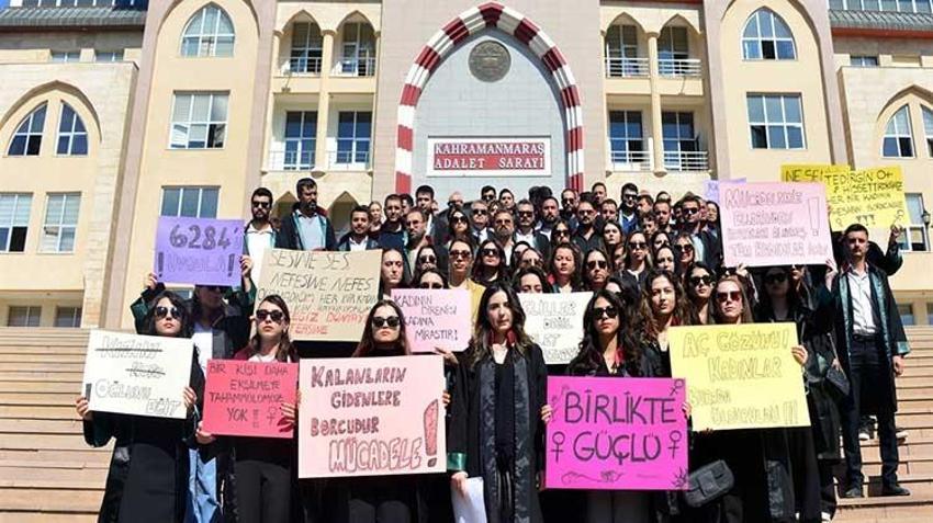 Kahramanmaraş'ta adliyenin önünde eşini bıçaklayan koca tutuklandı, avukatlar saldırıyı kınadı