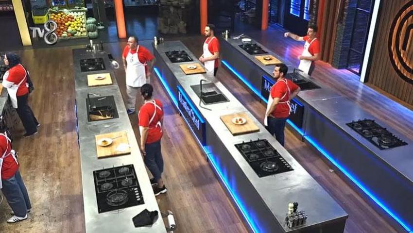 Masterchef'te ödülün sahibi belli oldu! Akın ve Kaan'ın tabakları değerlendirilmedi