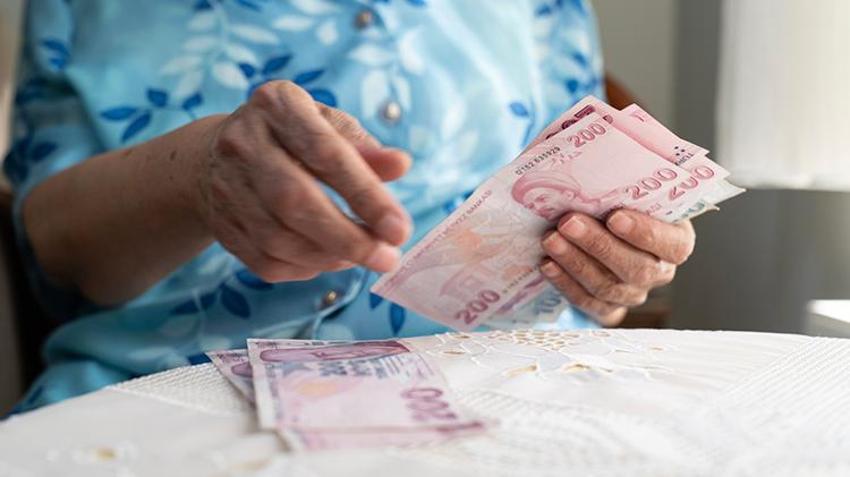Emeklilik planı yapanlar dikkat! Düzenleme rafa kaldırıldı 