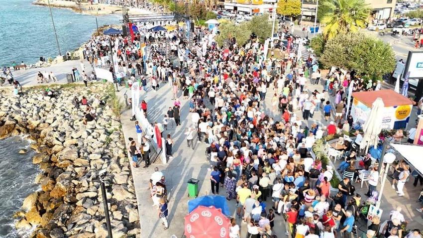 Kuşadası Sokak Festivali finali ile dikkat çekti! Dev kazanda 5 bin kişilik rekor denemesi