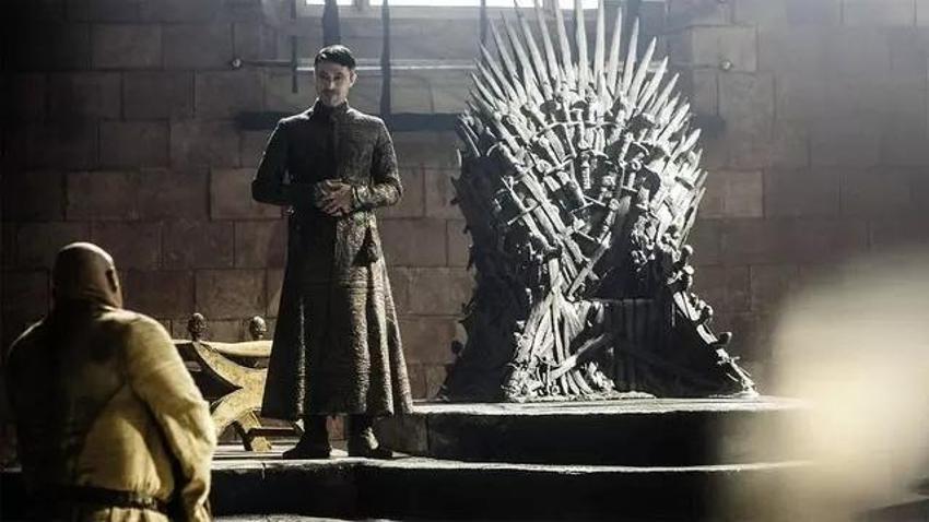 Game of Thrones'ta uğruna savaşlar çıkan Demir Taht rekor fiyata satıldı
