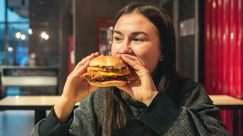 Adana’da gıda skandalı! Ucuz etin bedeli yüksek olabilir: Tek tırnaklı hayvan eti tüketmenin ölümcül riskleri var