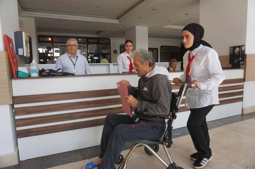 Edirne'de refakatçi öğrenciler için hem oku hem çalış modeli! Aylık 4 bin 250 lira maaş alacaklar