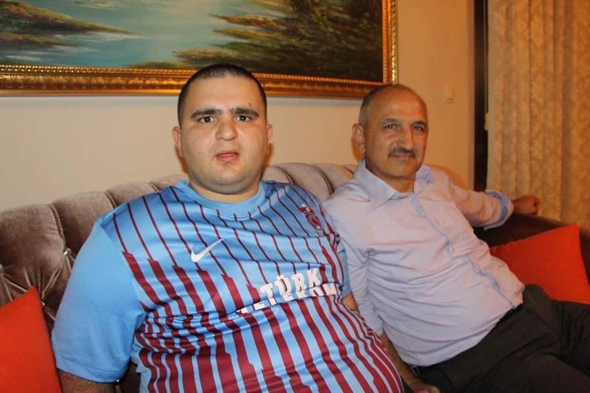 Trabzon'da özel birey Yavuz Selim Yılmaz sıra dışı yeteneğiyle herkesi şaşırtıyor