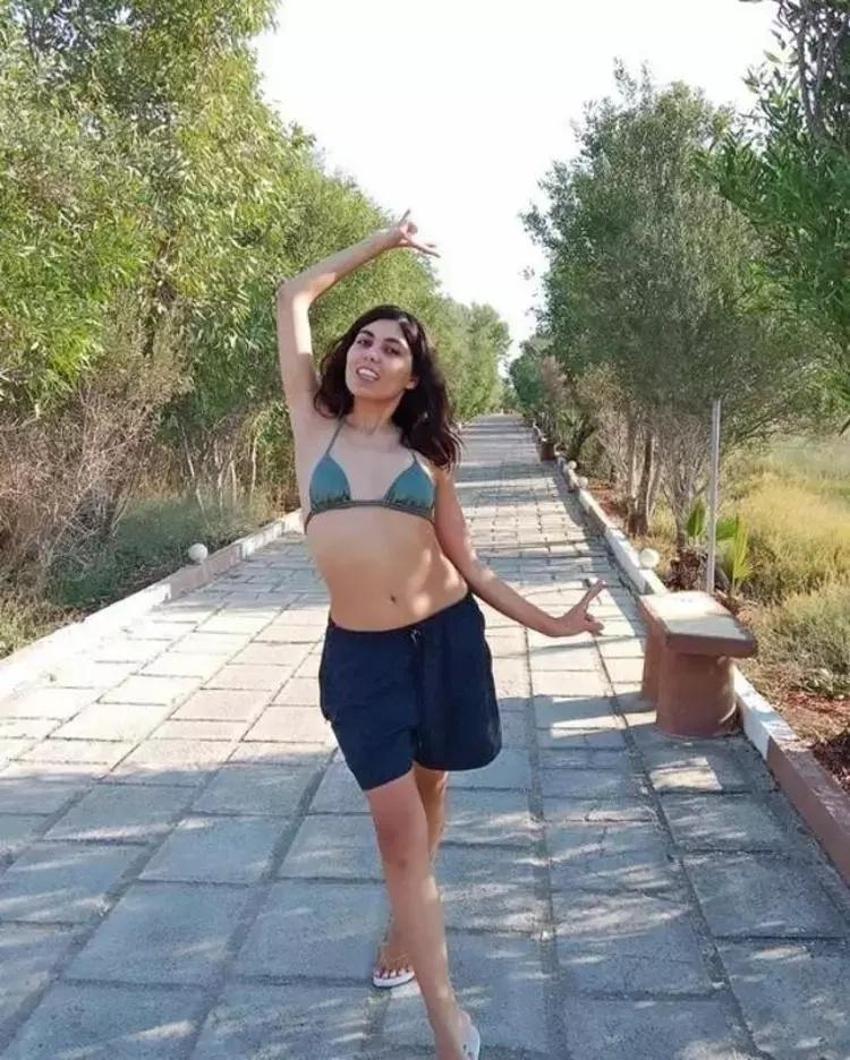 Bahar Candan'dan Şoke Eden İddia: "Ablam Sevgilimle İlişki Yaşıyor"
