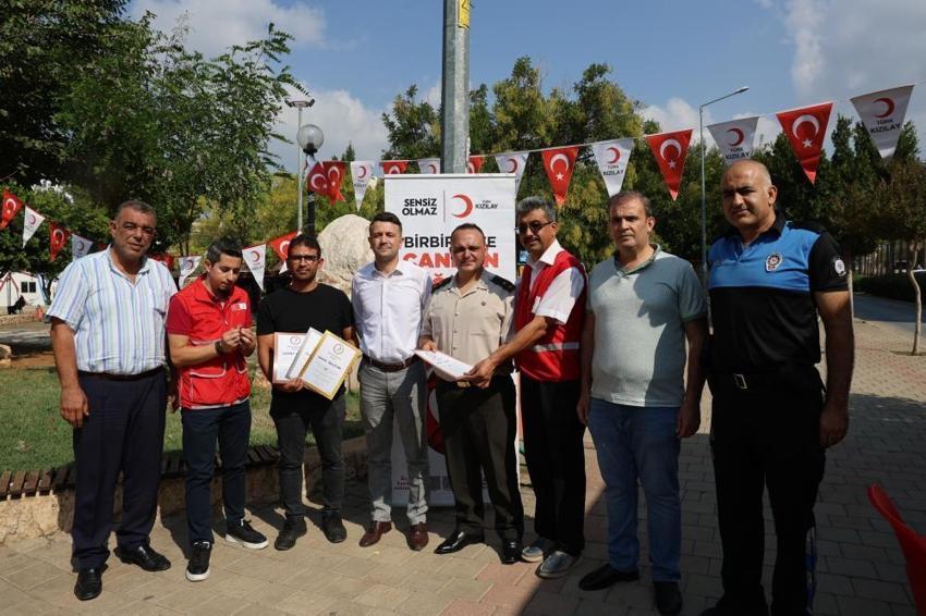 Adana'da çok kan veren polis ve jandarmaya ödül