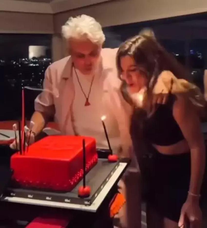 Gökçe Bahadır’ın saçları tutuştu! Doğum gününde talihsiz kaza