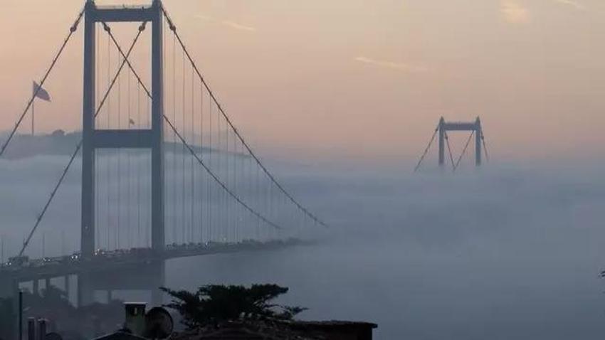 İstanbul'da deniz ulaşımına sis engeli! Bazı vapur seferleri iptal