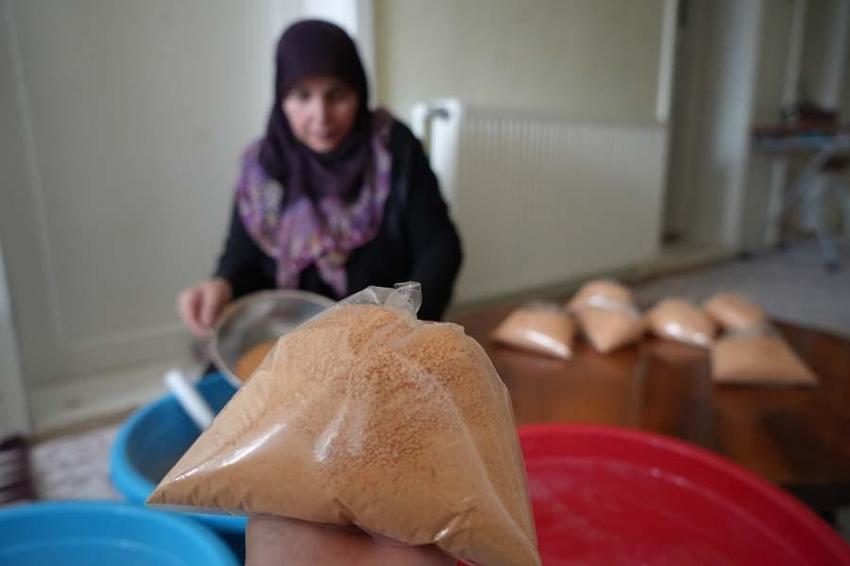 Bayburtlu ev hanımı iki lezzeti birleştirip satmaya başladı! Siparişlere yetişemiyor