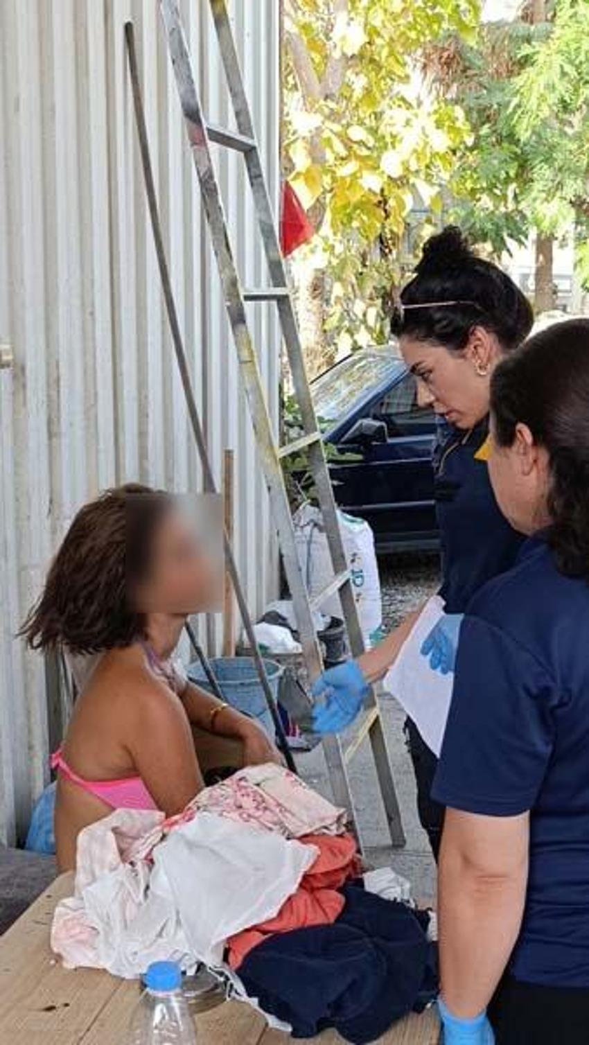 Antalya'da bikinili kadın ortalığı birbirine kattı! "Turistim ben"