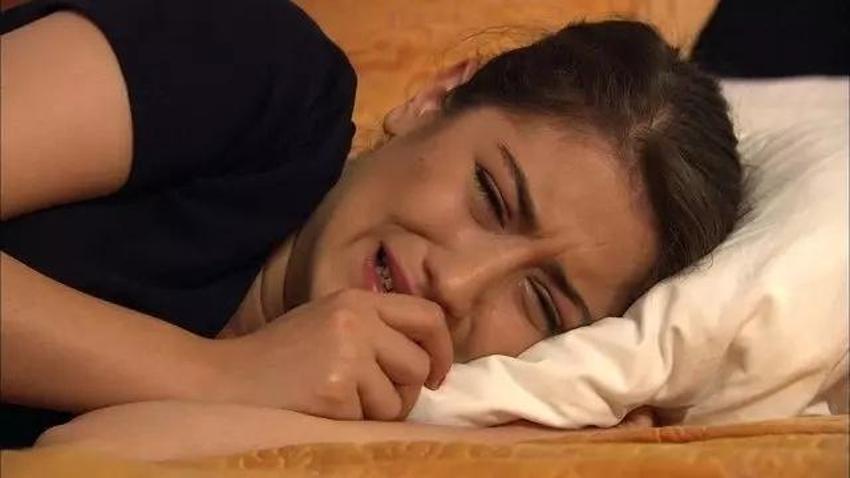 Hazal Kaya'dan eski rol arkadaşına tokat gibi cevap! Bekaret sahnesinin perde arkasını anlattı!