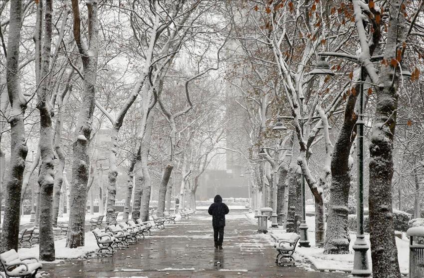 Karla karışık yağmur ve gök gürültülü sağanak yağışlar geliyor! Meteoroloji sel, su baskını, yıldırım, heyelan ve kuvvetli rüzgara karşı uyardı